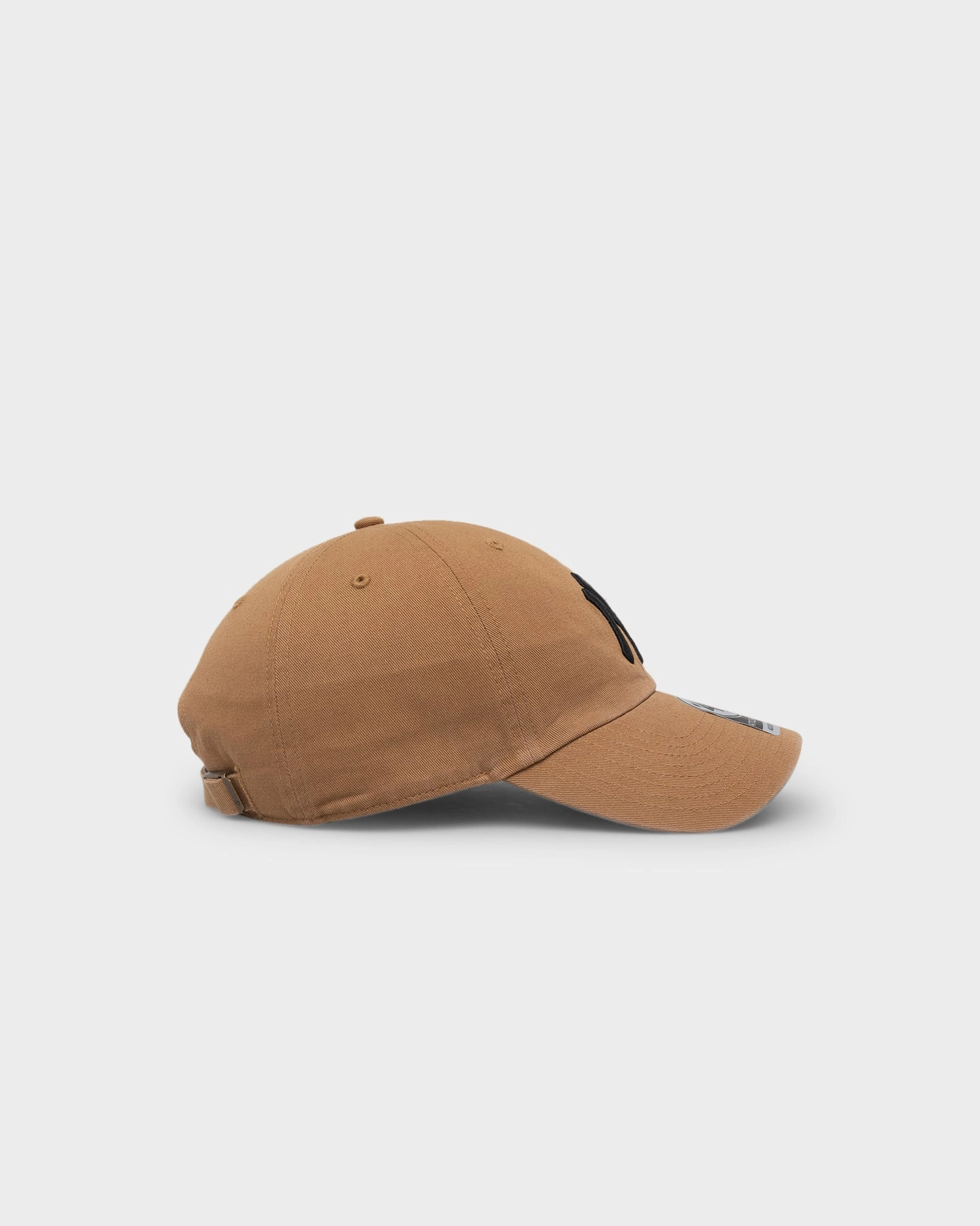 47 Brand New York Yankees '47 Clean Up Strapback Camel