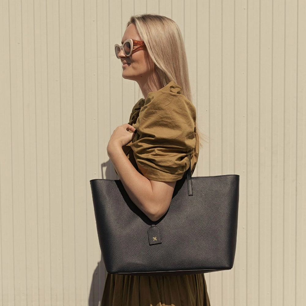 Bonnie & Kind Leather Tote Bag