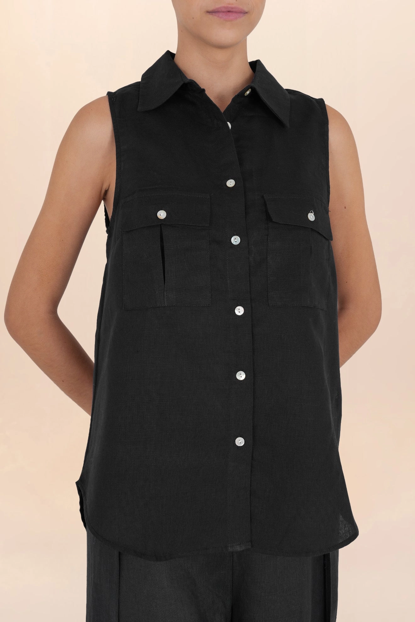 Camisa de Botones de Lino Negro