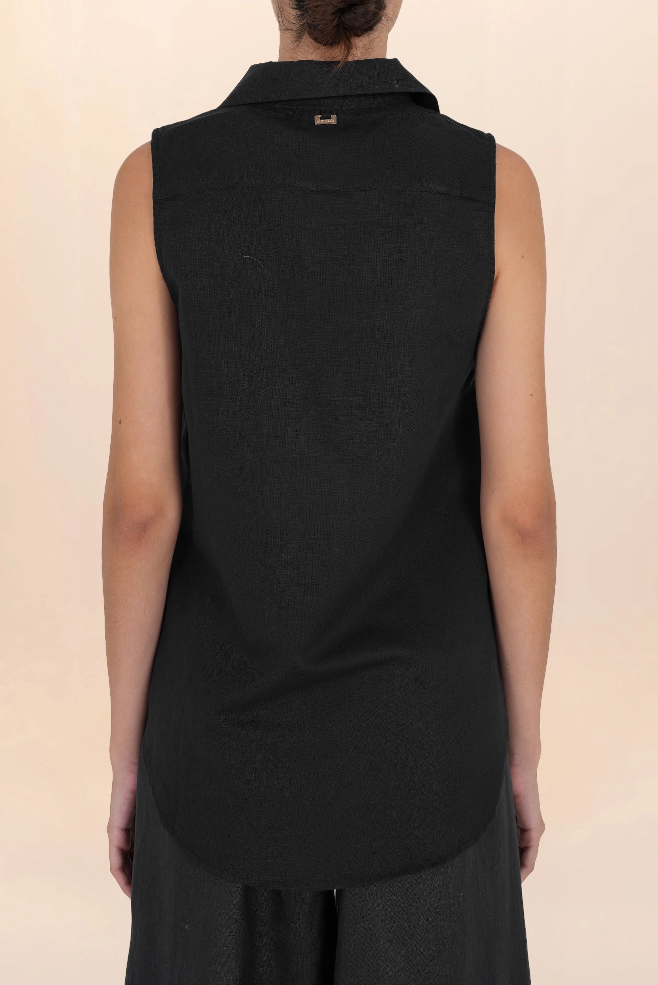 Camisa de Botones de Lino Negro