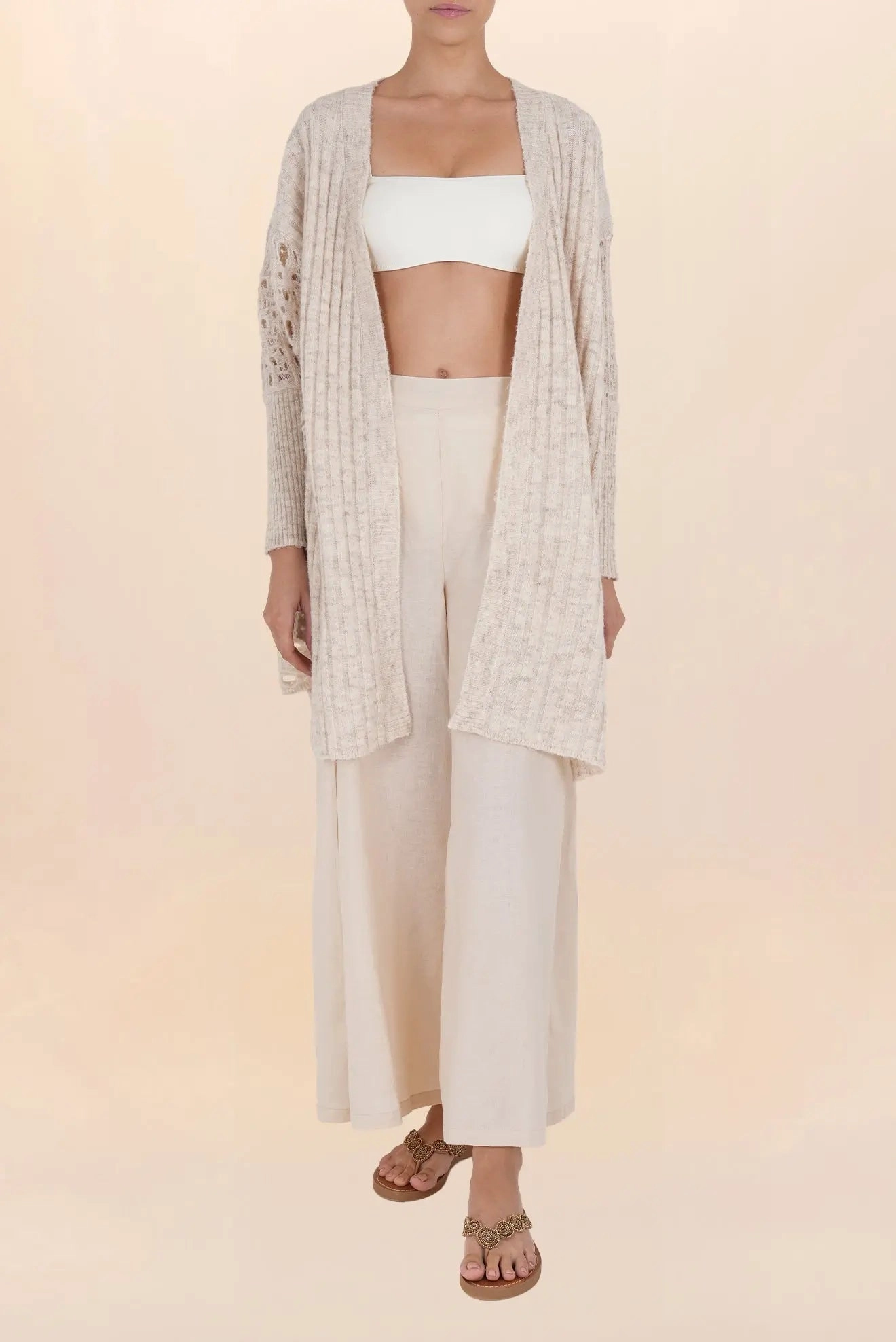 CARDIGAN LARGO CALADO PERLA BEIGE