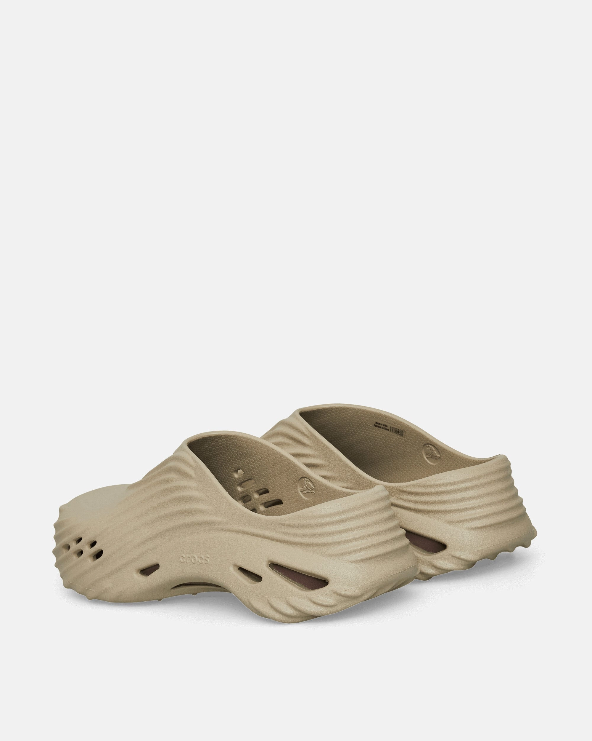 Echo Wave Mules Moth