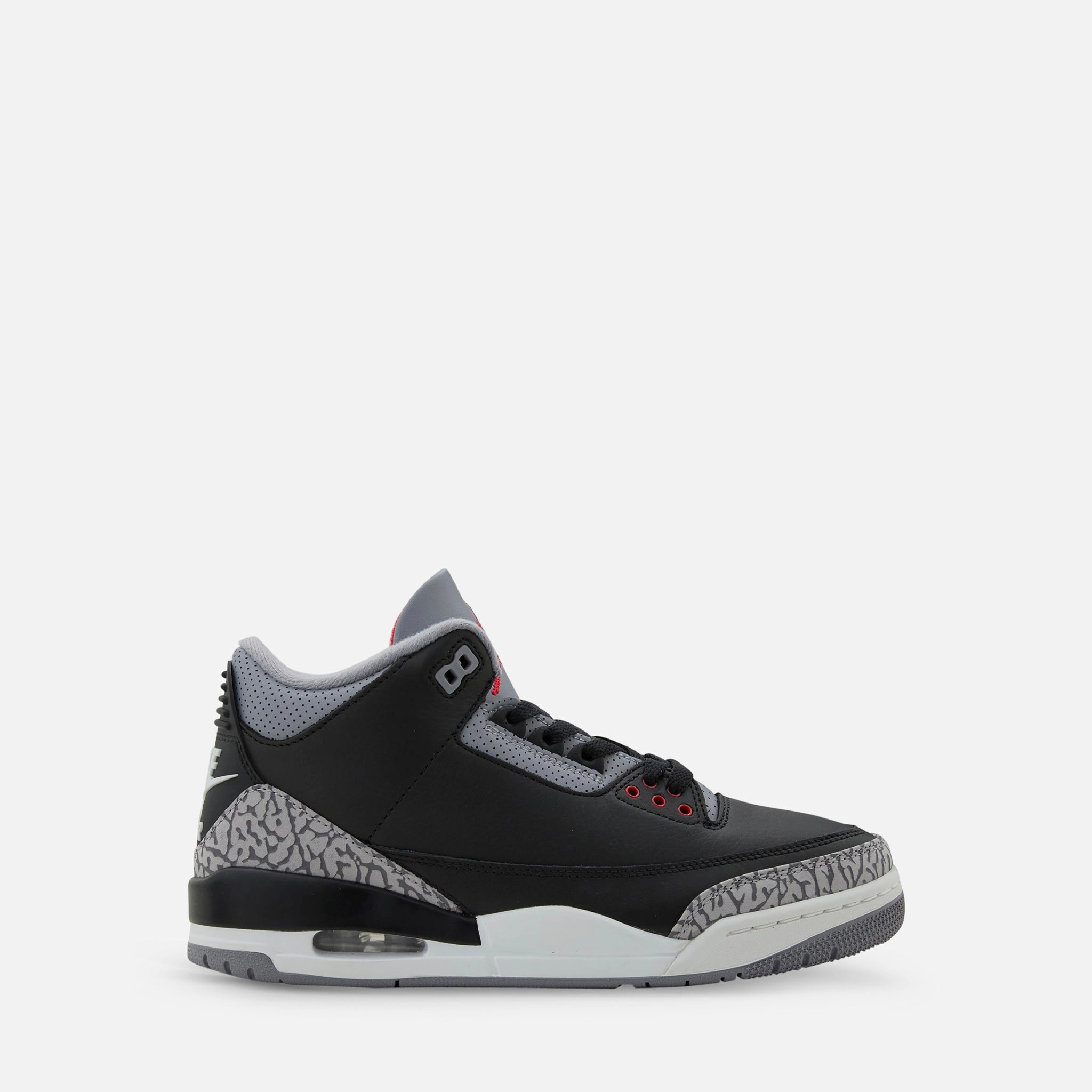 Grade School Air Jordan 3 Retro Black | Fire Red | Cement Grey | Summit White