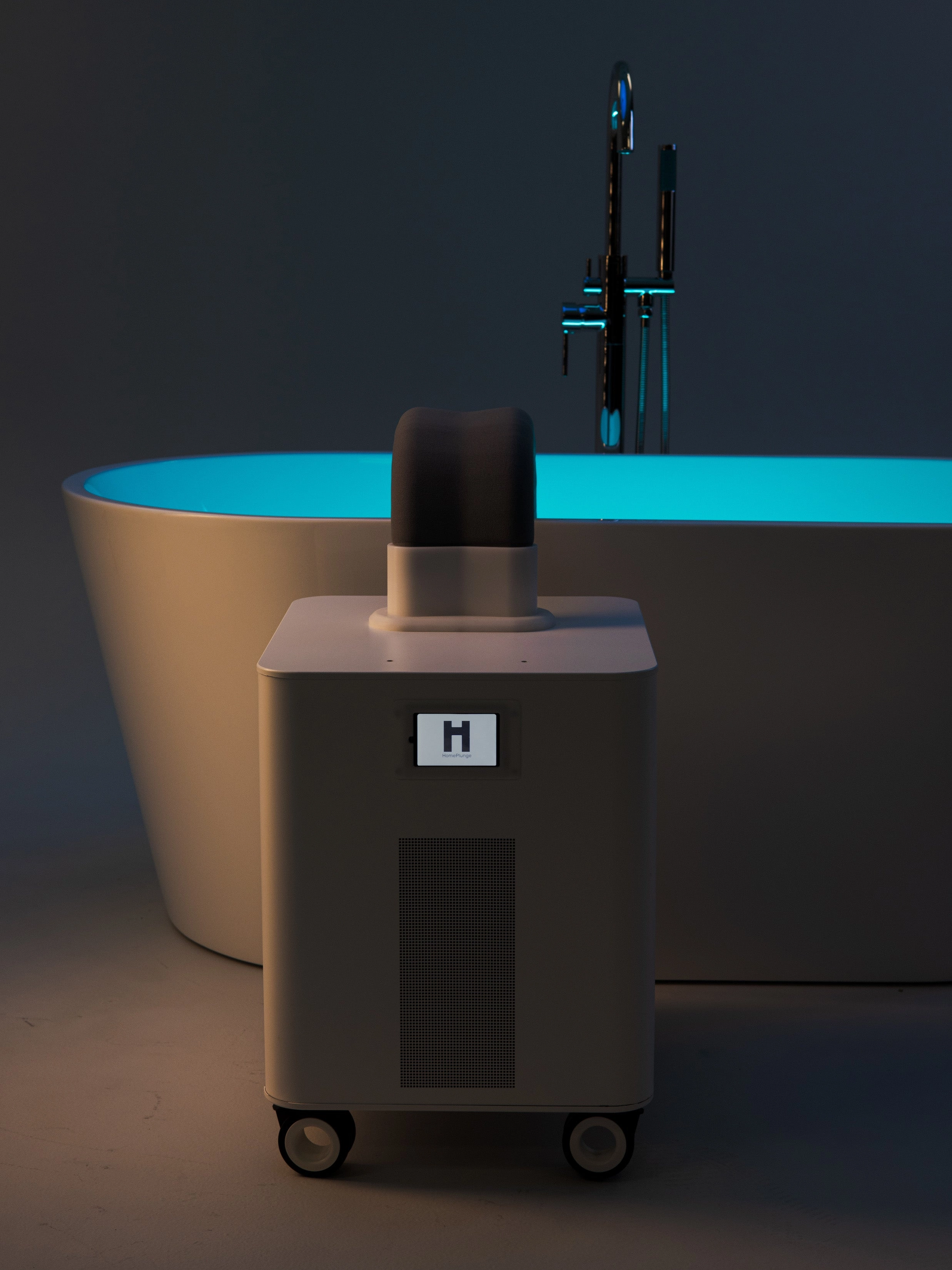 HomePlunge Bathtub Cold Plunge