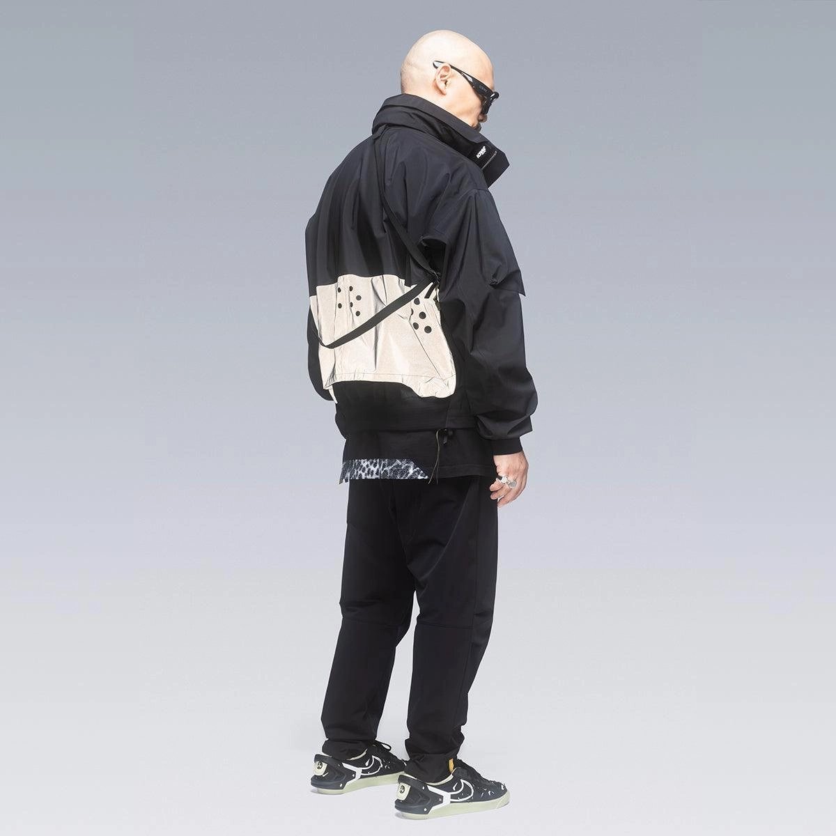 J110TS-GT 'Black'