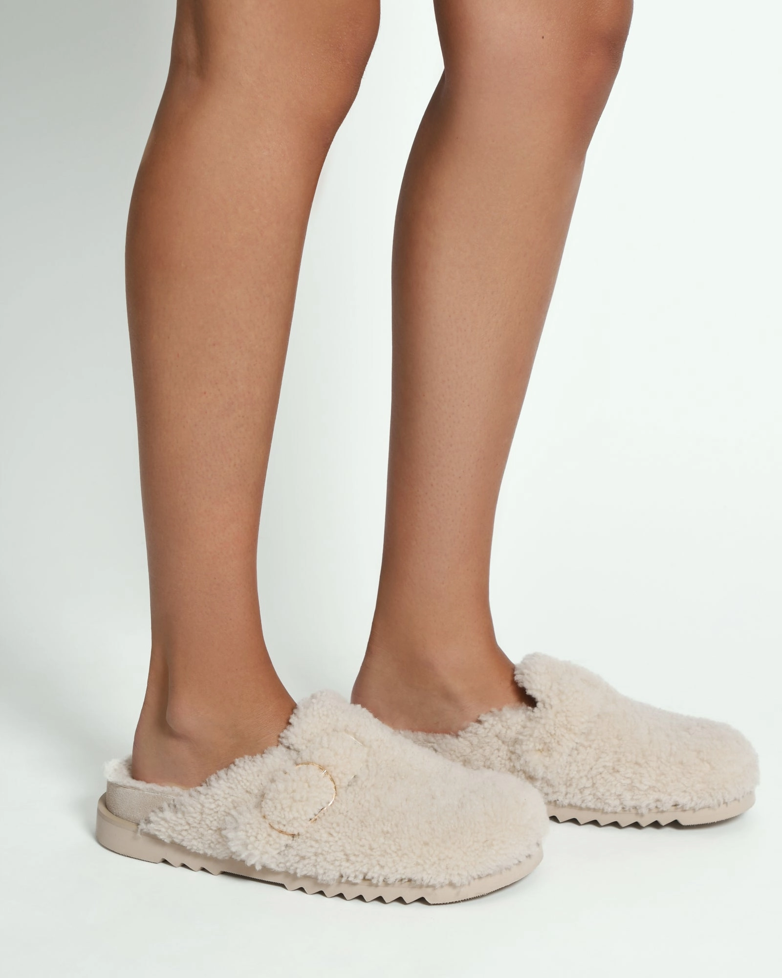 JUNIE CASUAL FLATS CREAM SHEARLING