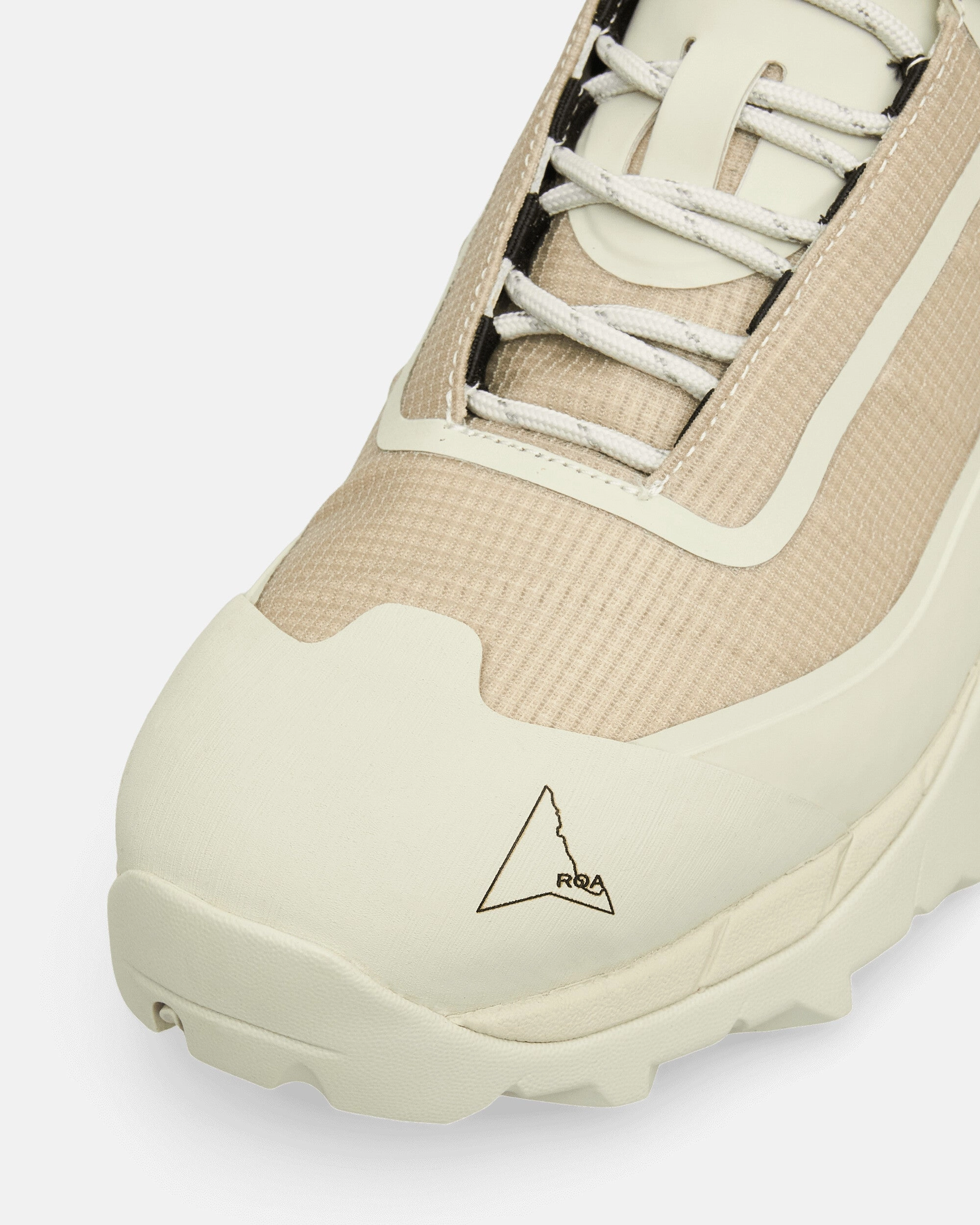 Katharina Light Boots Off White