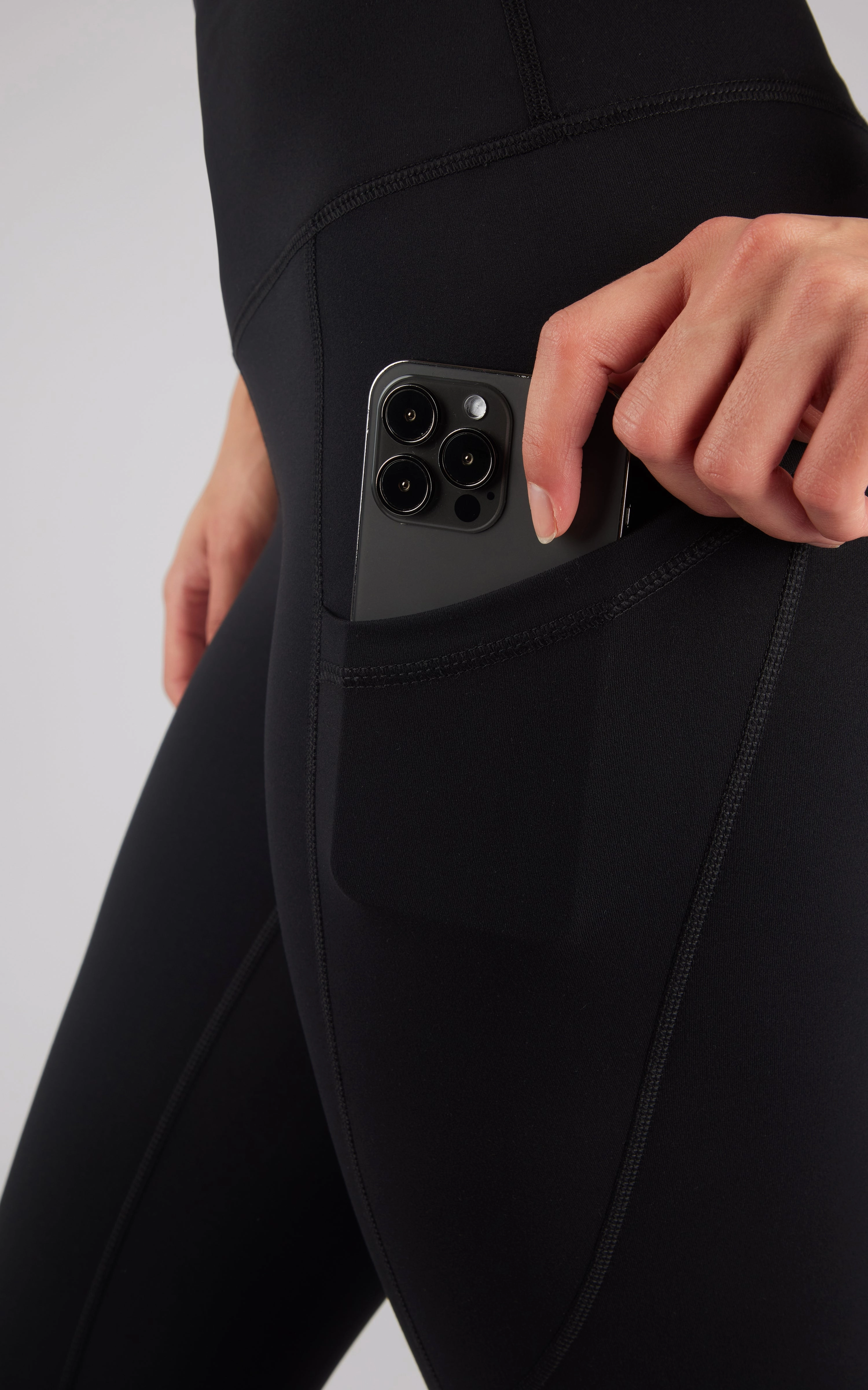 Lux Super Side Pocket Capri Legging