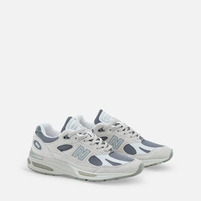 Made in UK 991v2 Nimbus Cloud | Cool Grey | Silver