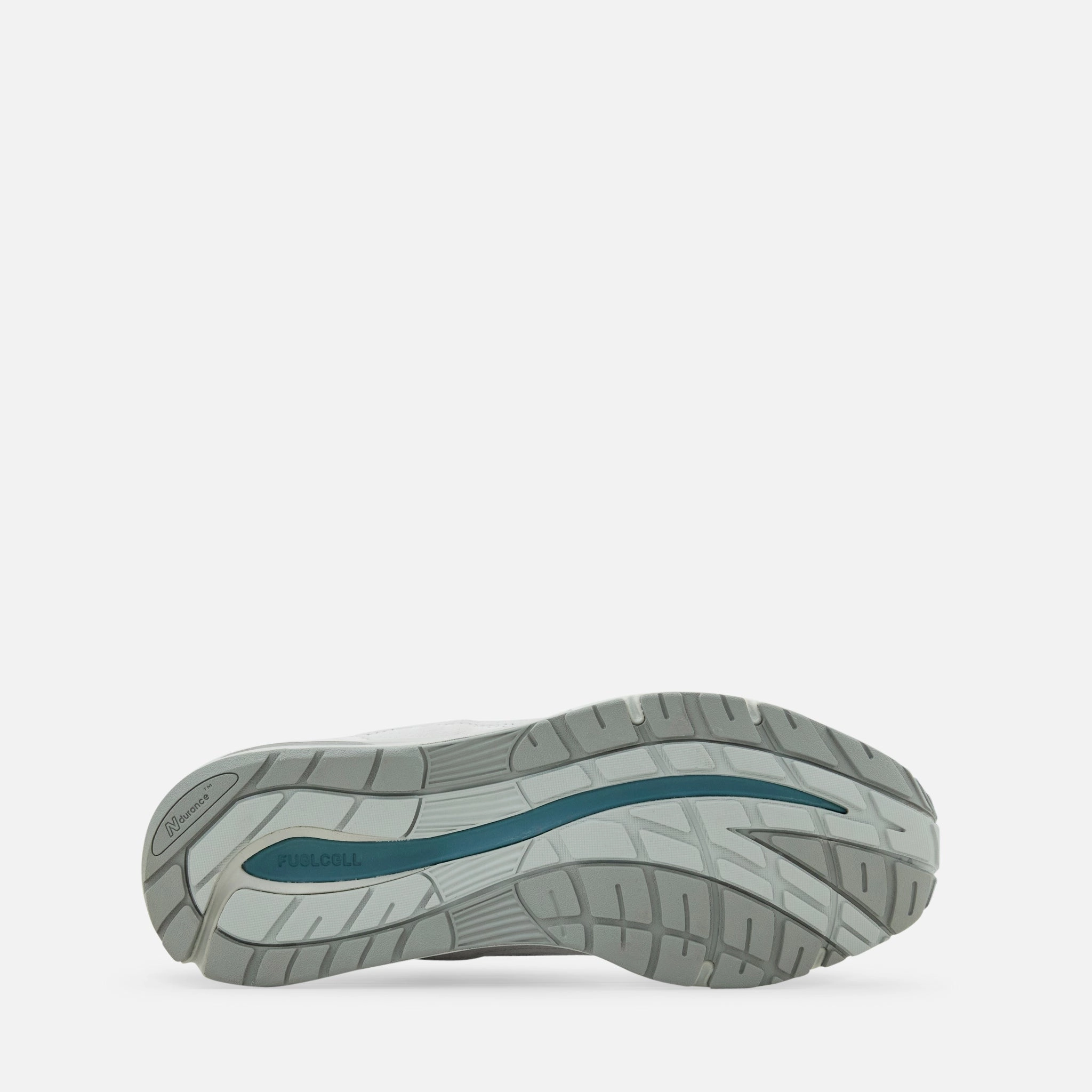 Made in UK 991v2 Nimbus Cloud | Cool Grey | Silver