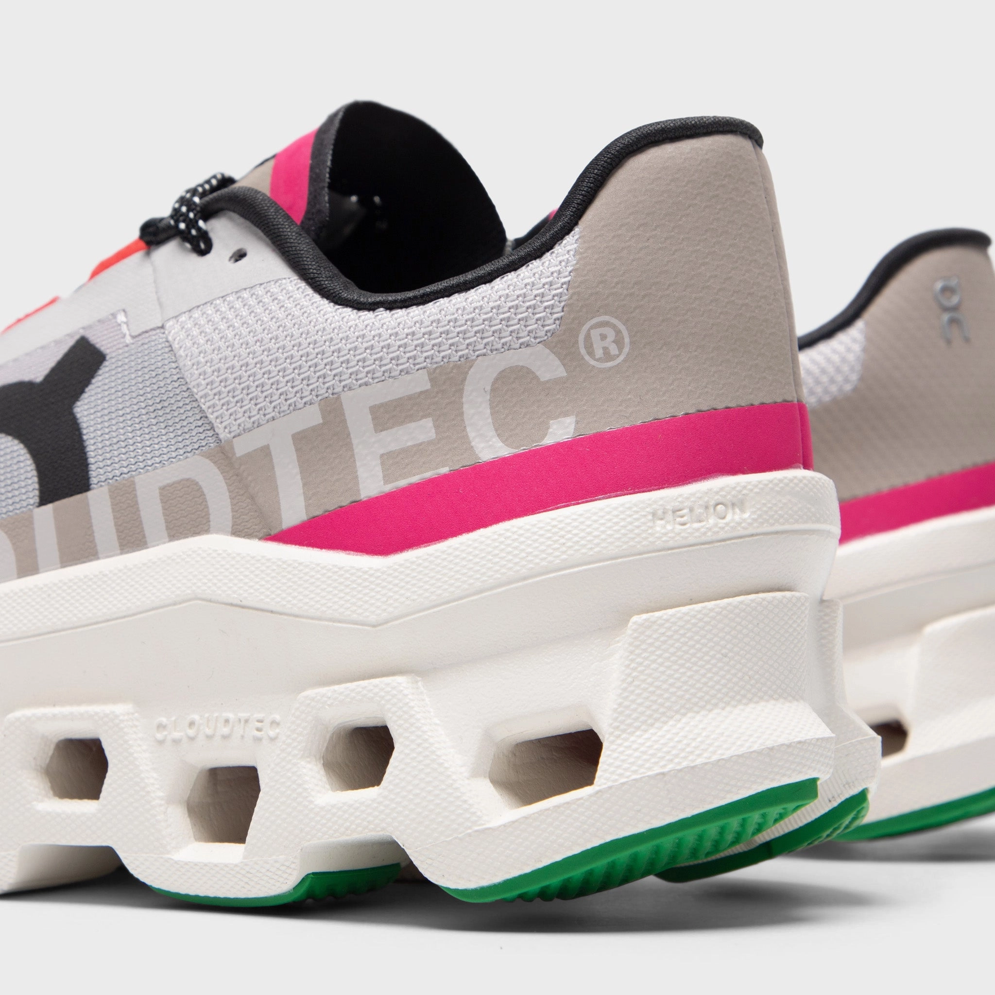 On Women's Cloudmonster 1 Ivory / Silver