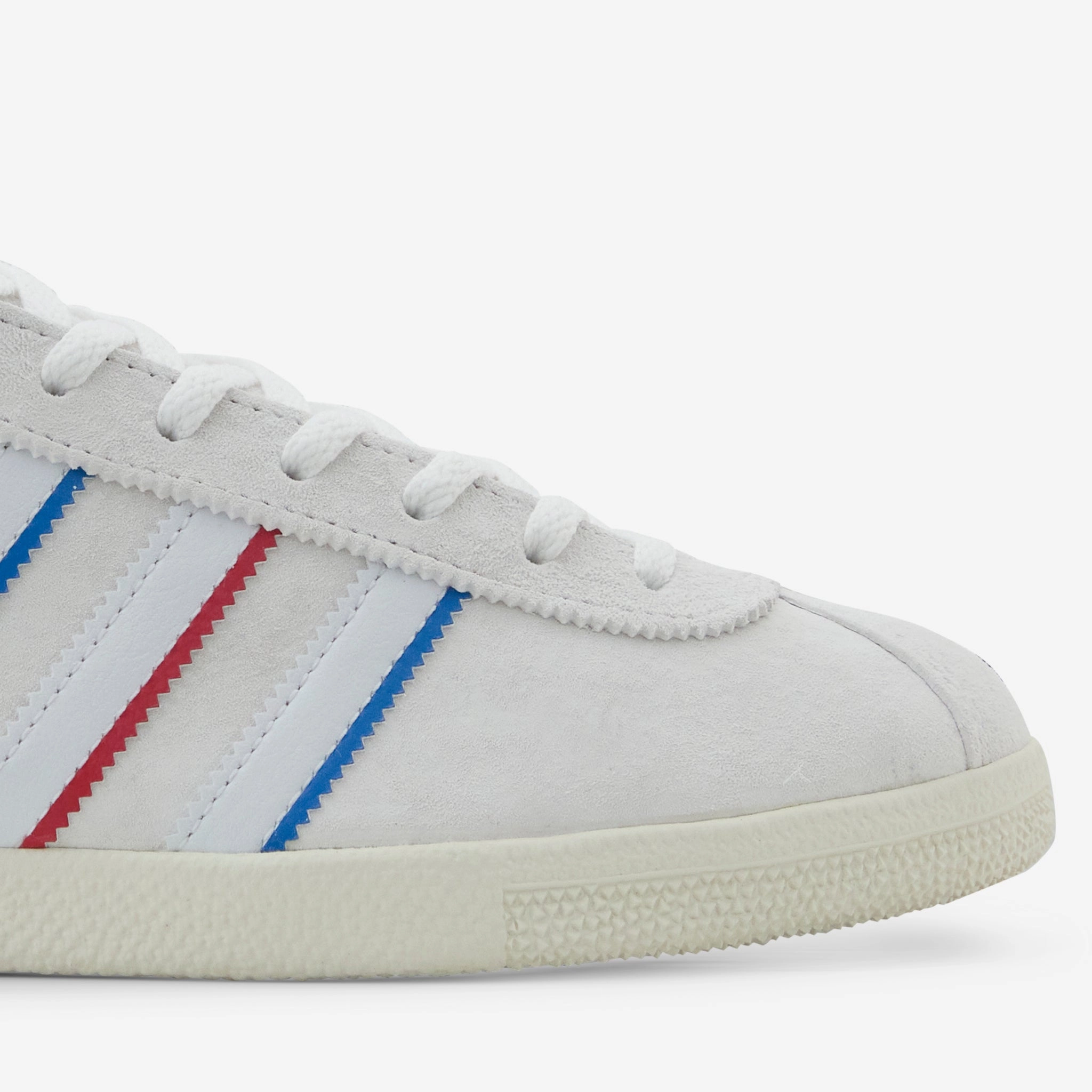 Rotterdam 00 Cloud White | Blue Bird | Better Scarlet
