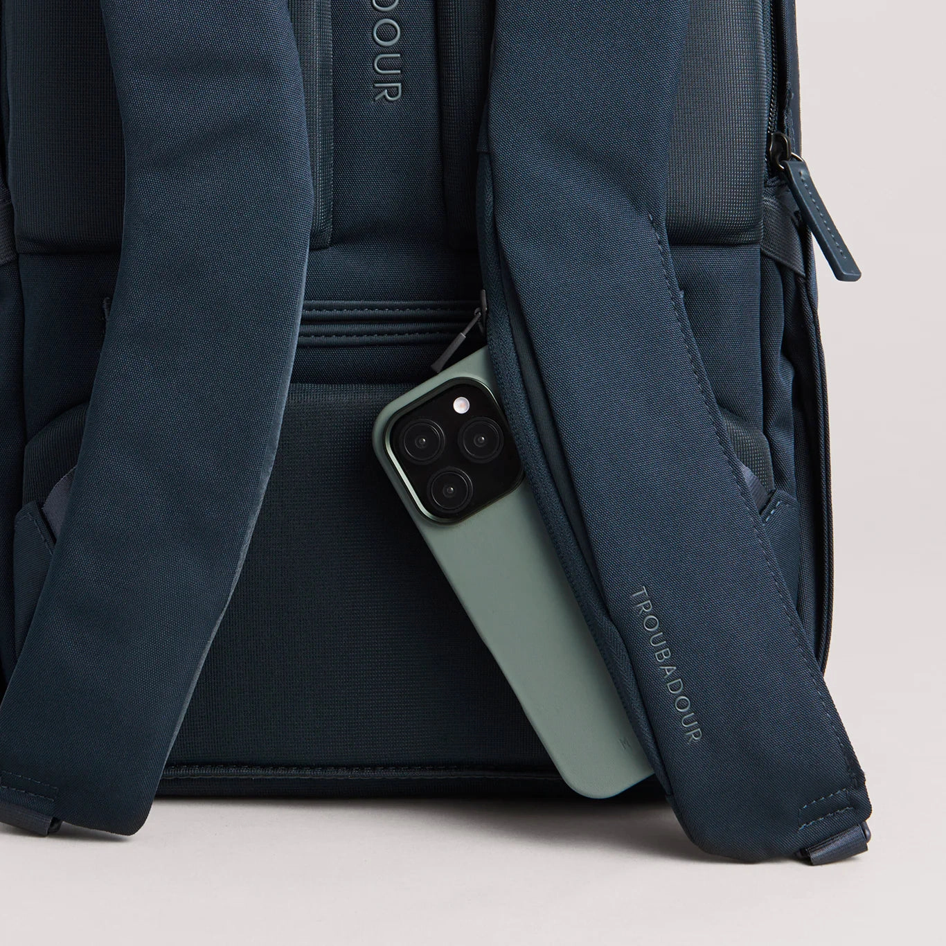 Troubadour Apex Compact Backpack 3.0