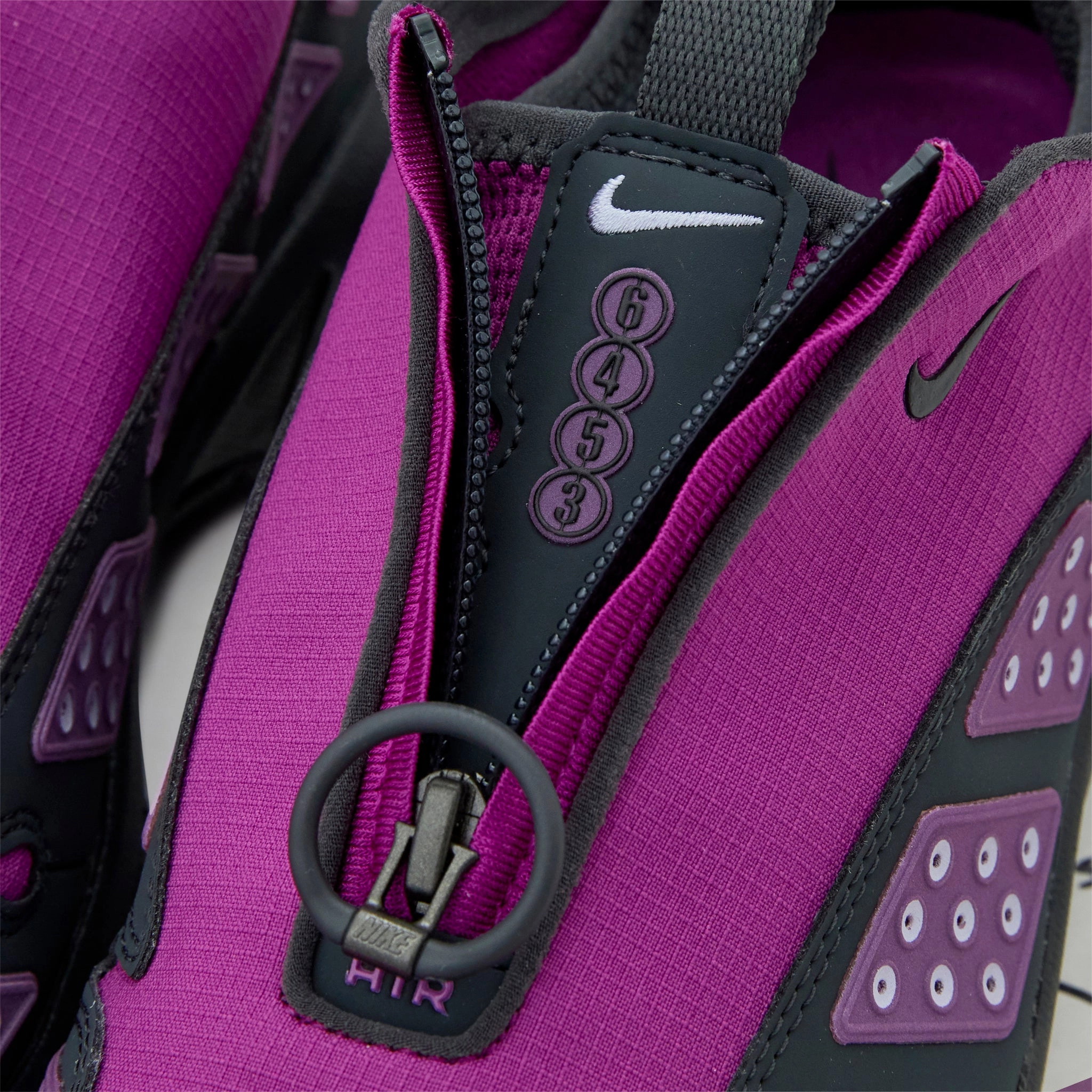 Women's Air Max SNDR GTX Bold Berry | Dark Smoke Grey | Ghost | Black