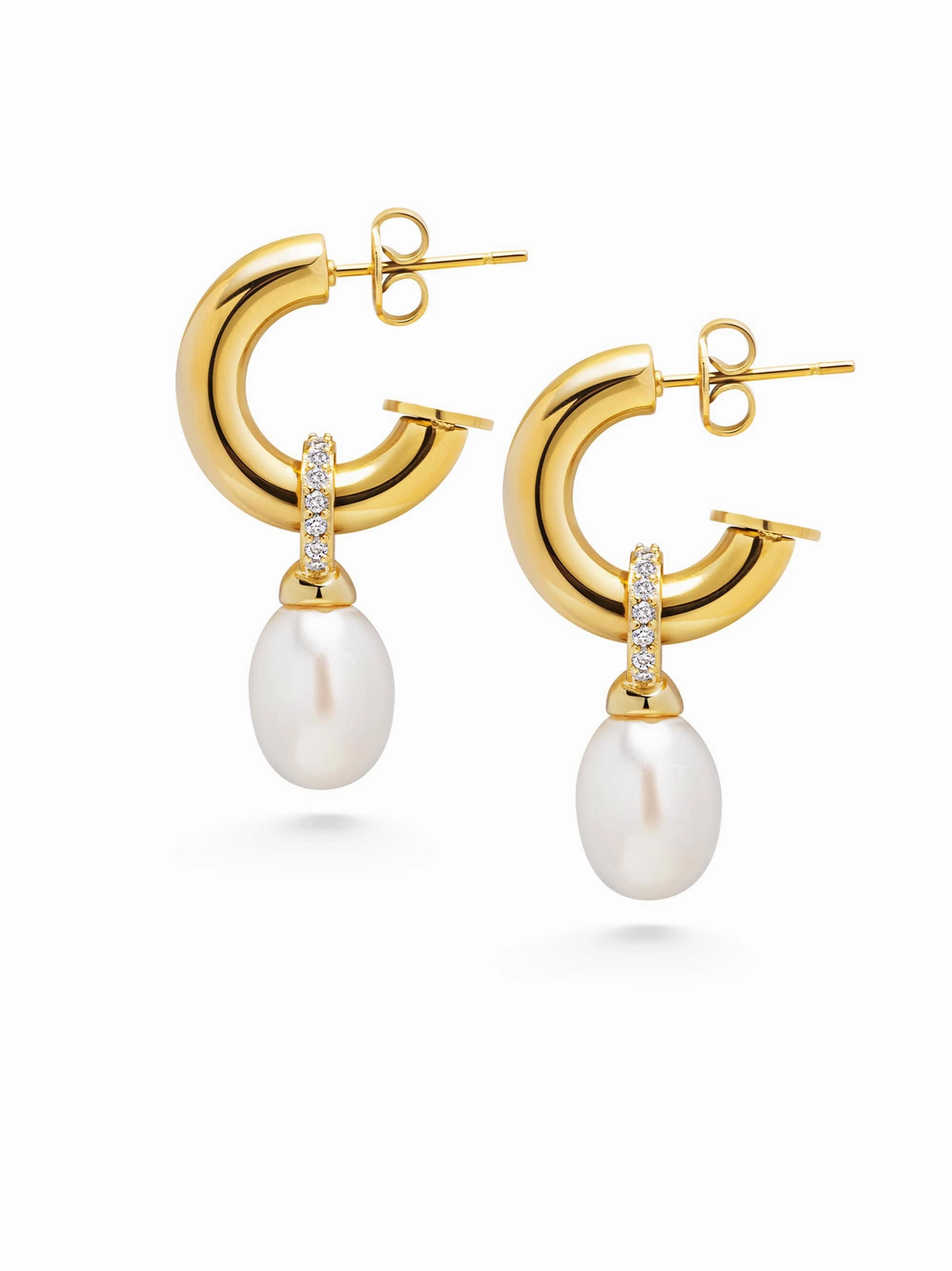 Women's Chunky Pearl Hoops